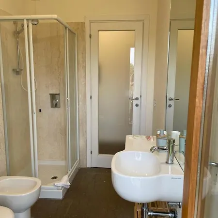 Semesterbostad Casa 2 Mari