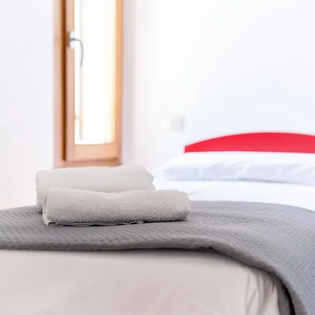 Semesterbostad Casa 2 Mari